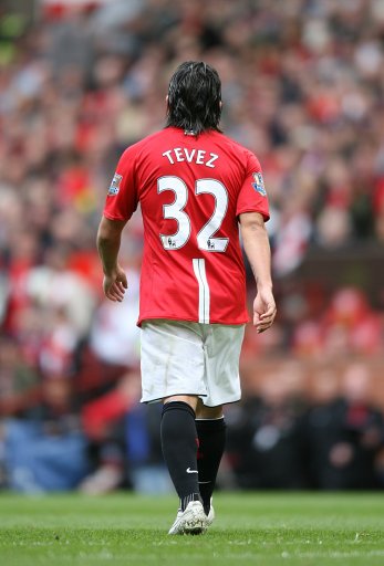 记者：16岁布基纳法索中场签约白堡，未来有望加盟切尔西