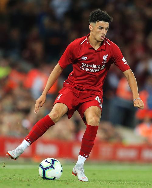 庆祝大儿子蒂亚戈13岁生日，梅西一家举办了巴萨主题生日派对（梅西一家为13岁蒂亚戈举行巴萨主题生日派对）