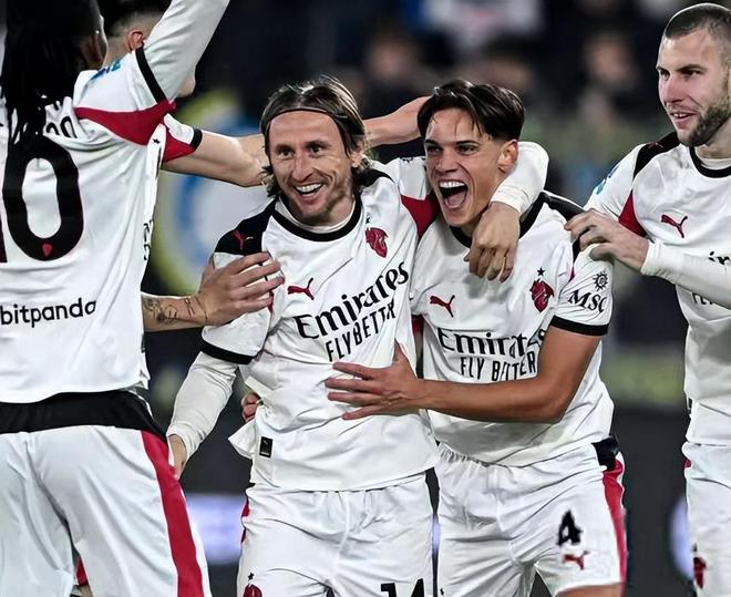 马祖拉从22年执教绿军至今，多项战绩位列联盟第一（自2022年上任至今，马祖拉率绿军多项战绩领跑联盟）