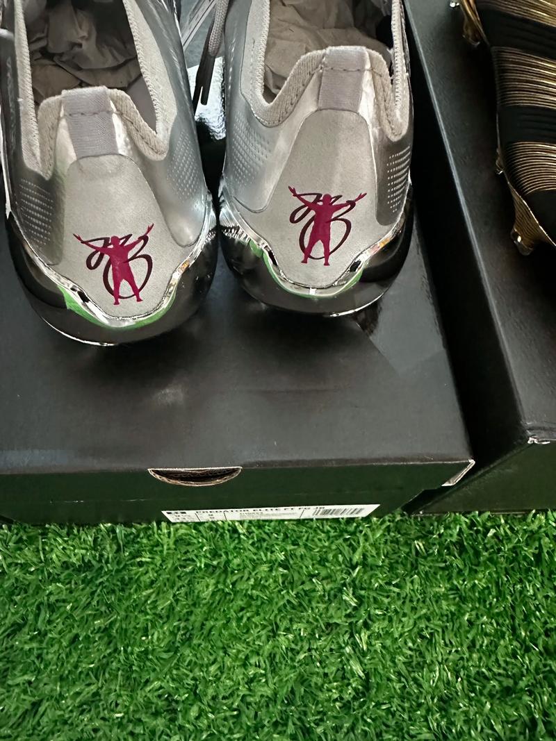 鲁尼：图赫尔应该让凯恩休息一下，给维尔贝克一个机会（鲁尼建议图赫尔让凯恩轮休，把机会留给维尔贝克）