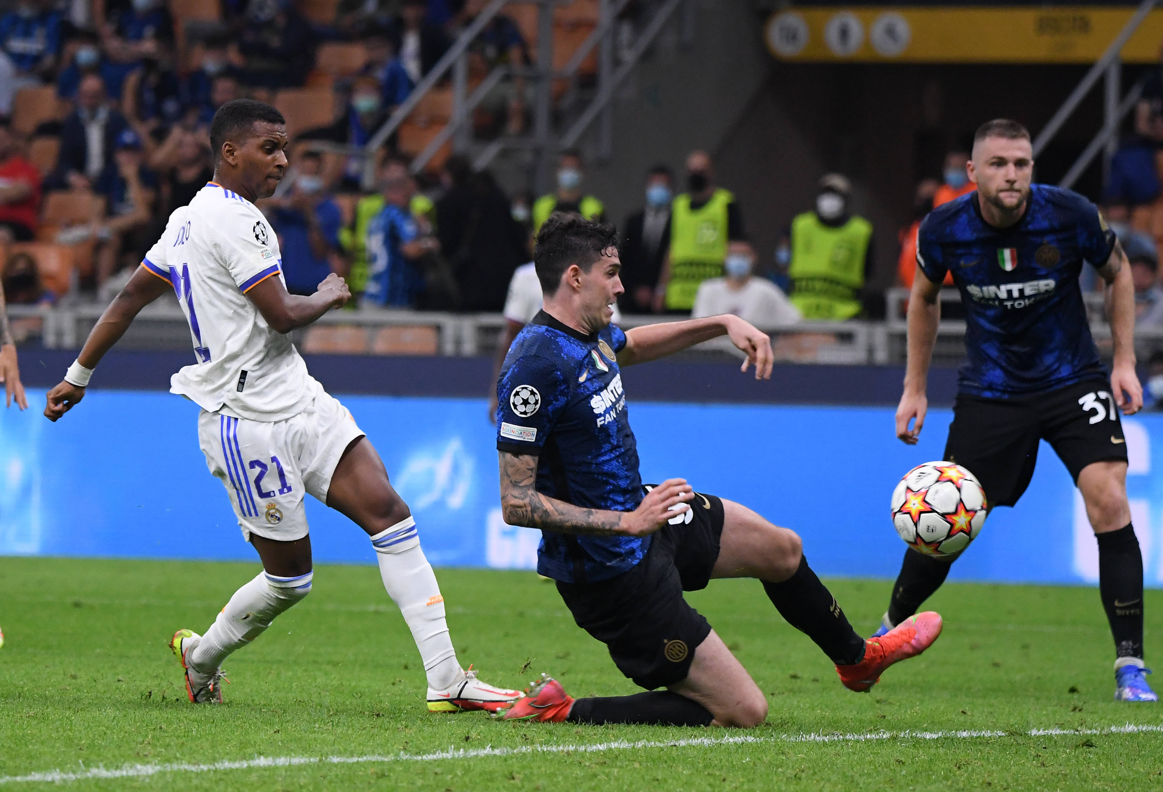 全北现代队长朴镇燮将加盟浙江队，补强后防，提升球队竞争力。（全北现代队长朴镇燮即将加盟浙江队，强化后防，提升竞争力）