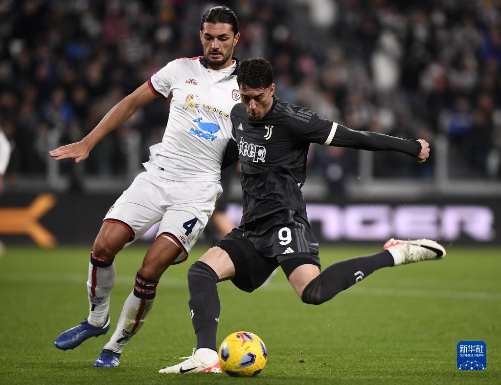 里德谈拜仁兴趣：队友会拿这事开玩笑，这不会分散我的注意力（里德谈拜仁传闻：队友拿来调侃，我的专注不受影响）