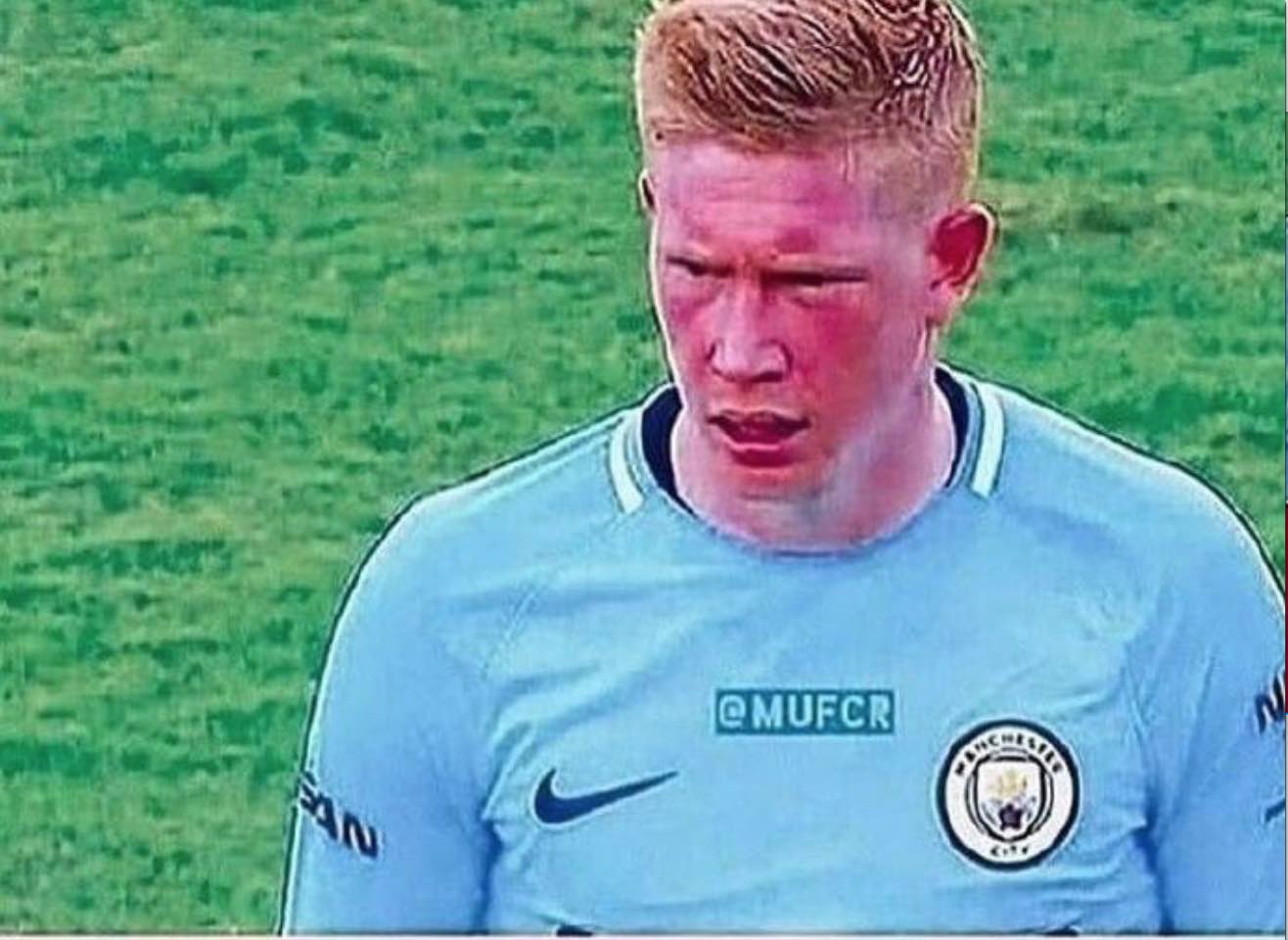 FIFPRO女足年度最佳11人：拉索、邦马蒂领衔，英格兰6人入围（FIFPRO女足年度最佳阵容出炉：邦马蒂、拉索领衔，英格兰6将上榜）