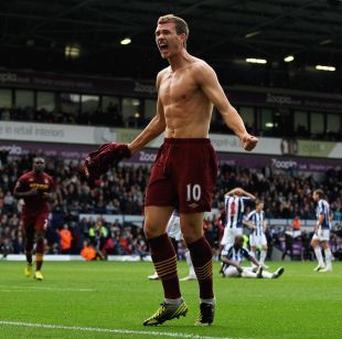 韩鹏：不可能让依木兰和陈泽仕踢全场，再受伤会影响国青集训（韩鹏：不会让依木兰、陈泽仕踢满全场，避免伤情影响国青集训）