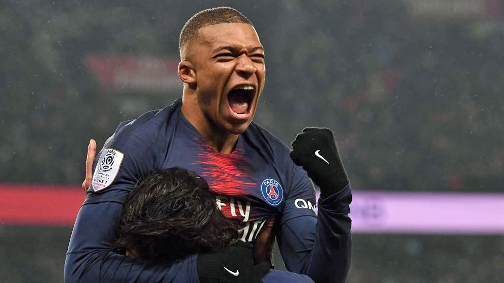 德天空：拜仁17岁小将伦纳特-卡尔将首次入选德国U21大名单