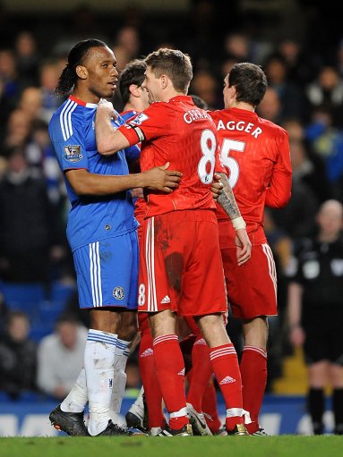 德泽尔比：格林伍德拥有金球奖潜质，能否全力争夺取决于自己（德泽尔比称格林伍德具备金球潜力，能否问鼎全看自己）