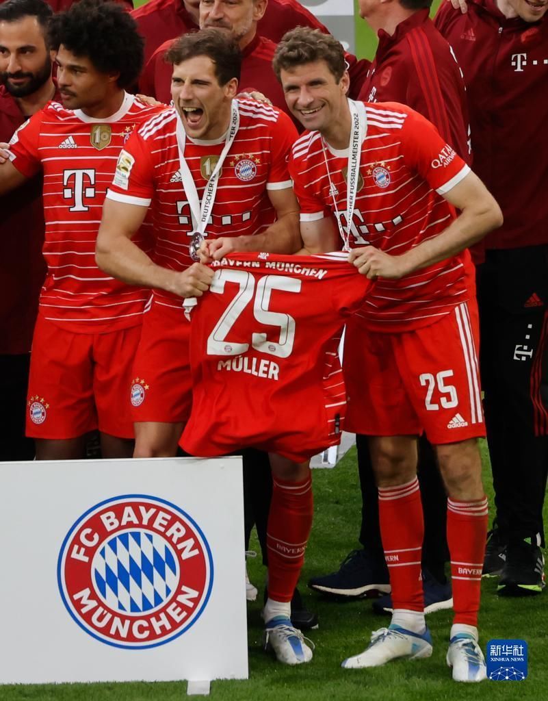 铜梁龙经理：明年目标在中超站稳脚；选主场考量因素比较综合（铜梁龙经理：明年力争立足中超，主场选择将综合权衡）